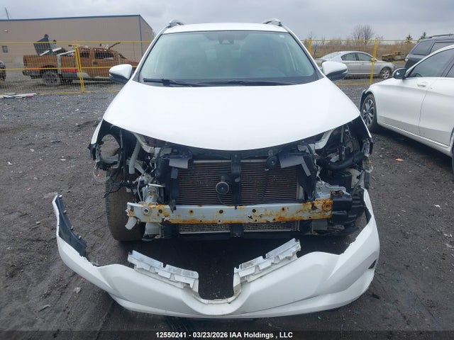 2T3ZFREV5JW482721 Toyota RAV4 LE