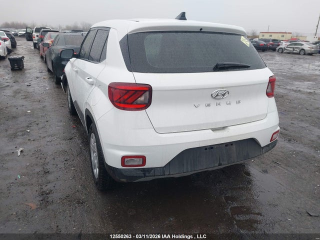 2022 Hyundai Venue Essential Auto Ivt მანქანა იყიდება აუქციონზე, vin: KMHRB8A39NU191129, აუქციონის ნომერი: 12550263