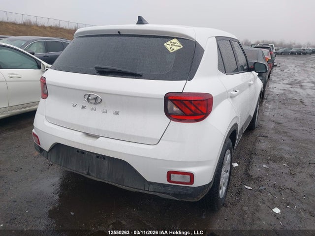 2022 Hyundai Venue Essential Auto Ivt მანქანა იყიდება აუქციონზე, vin: KMHRB8A39NU191129, აუქციონის ნომერი: 12550263