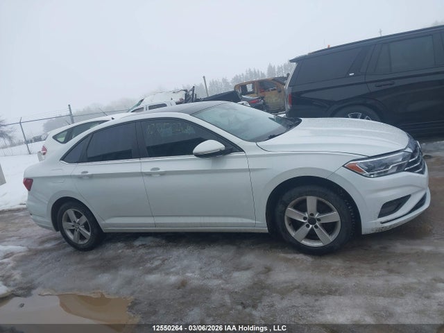 3VWG57BU2KM158152 Volkswagen Jetta 1.4 Tsi Execline