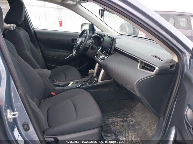 7MUBAABG9NV010042 Toyota Corolla Cross Le
