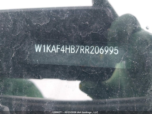 2024 Mercedes-benz C 300 4matic მანქანა იყიდება აუქციონზე, vin: W1KAF4HB7RR206995, აუქციონის ნომერი: 12550271