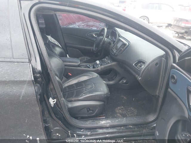Chrysler 200 2015 1C3CCCBG0FN586165 Image 5
