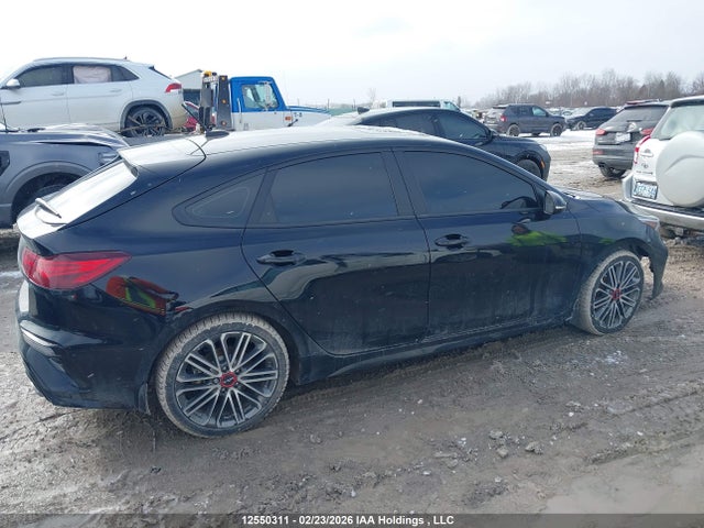 12550311 :رقم المزاد ، KNAF45A7XN5136330 vin ، 2022 Kia Forte5 Gt/gt Limited مزاد بيع