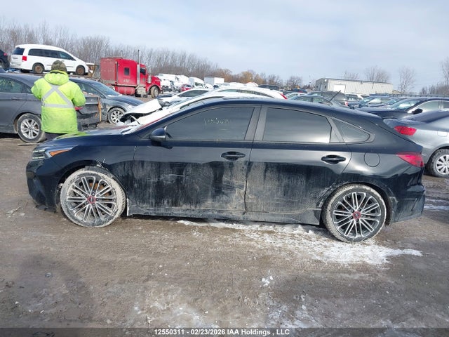 12550311 :رقم المزاد ، KNAF45A7XN5136330 vin ، 2022 Kia Forte5 Gt/gt Limited مزاد بيع