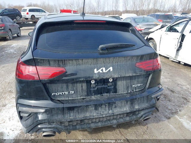 12550311 :رقم المزاد ، KNAF45A7XN5136330 vin ، 2022 Kia Forte5 Gt/gt Limited مزاد بيع