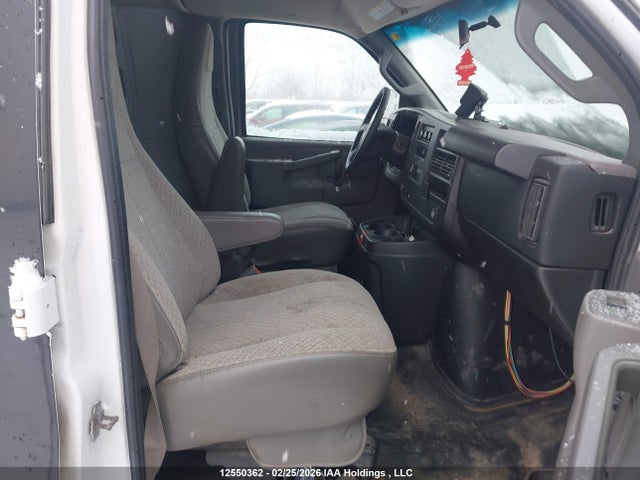 1GCWGBFF2H1308872 Chevrolet Express G2500