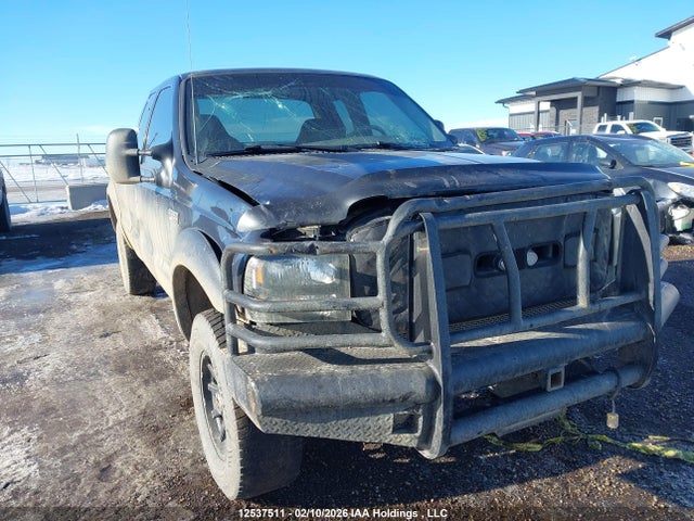 12537511 :رقم المزاد ، 1FTSX31F0YEC49986 vin ، 2000 Ford F-350 Lariat/xl/xlt مزاد بيع