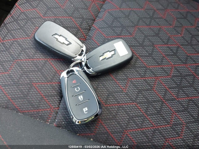 1G1JD6SB2H4139778 Chevrolet SONIC LT