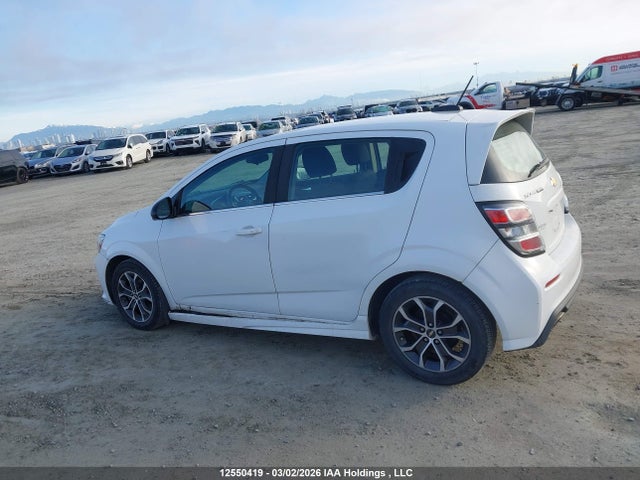 1G1JD6SB2H4139778 Chevrolet SONIC LT