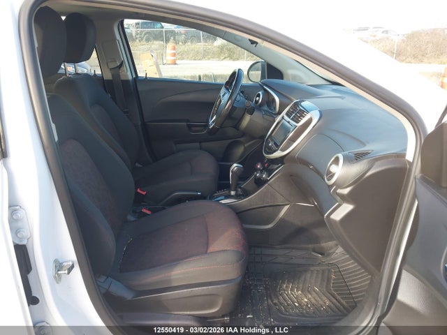 1G1JD6SB2H4139778 Chevrolet SONIC LT
