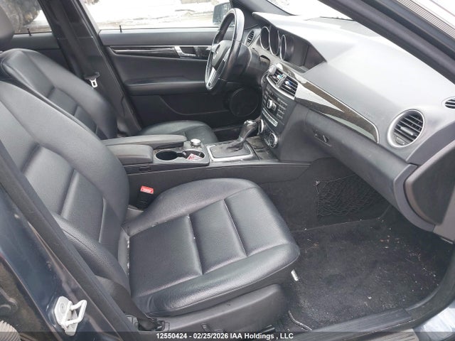 WDDGF8AB7EG197734 Mercedes-Benz C 300 4matic