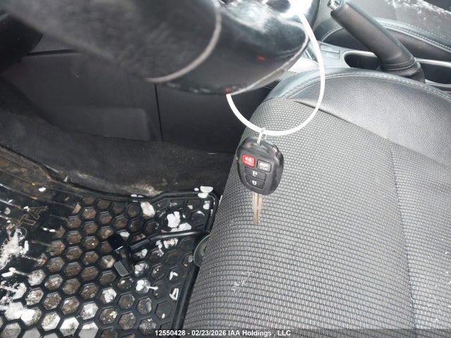 2015 Toyota Corolla S მანქანა იყიდება აუქციონზე, vin: 2T1BURHE8FC427605, აუქციონის ნომერი: 12550428