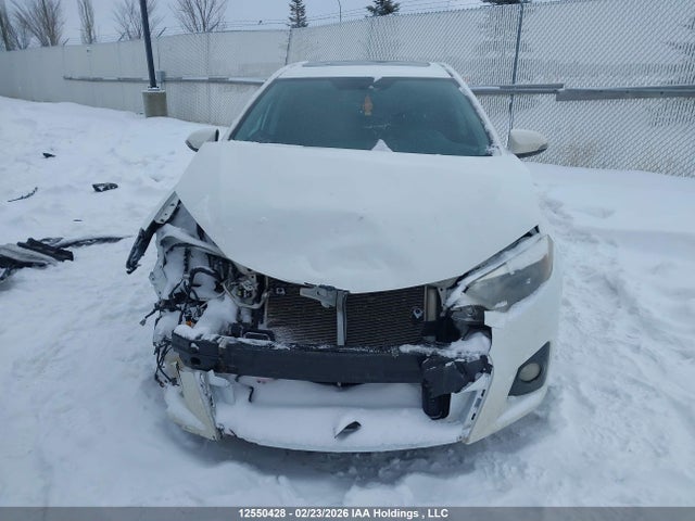 2015 Toyota Corolla S მანქანა იყიდება აუქციონზე, vin: 2T1BURHE8FC427605, აუქციონის ნომერი: 12550428