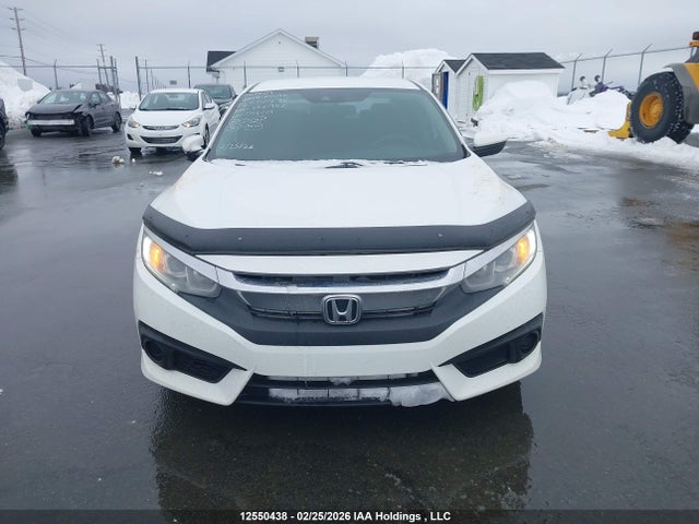 12550438 :رقم المزاد ، 2HGFC2F68JH019001 vin ، 2018 Honda Civic Se مزاد بيع