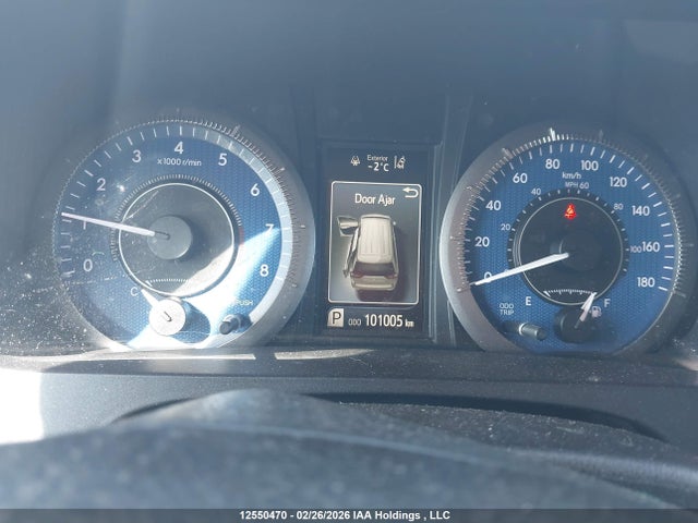 5TDKZ3DC4KS003231 Toyota SIENNA LE