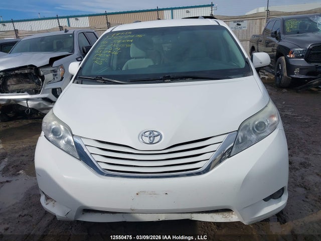2016 Toyota Sienna Le მანქანა იყიდება აუქციონზე, vin: 5TDKK3DC6GS726154, აუქციონის ნომერი: 12550475