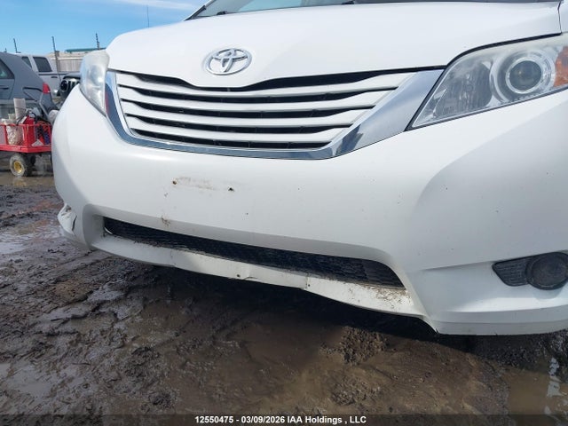 2016 Toyota Sienna Le მანქანა იყიდება აუქციონზე, vin: 5TDKK3DC6GS726154, აუქციონის ნომერი: 12550475