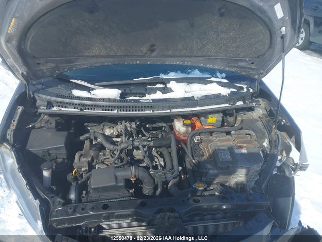 JTDKDTB30E1060951 Toyota PRIUS C
