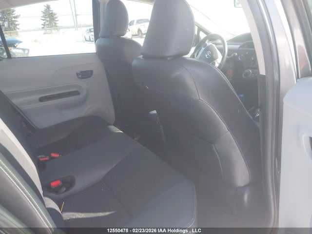 JTDKDTB30E1060951 Toyota PRIUS C