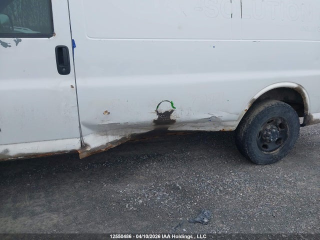 12550486 :رقم المزاد ، 1GTHG352161167979 vin ، 2006 Gmc Savana G3500 مزاد بيع