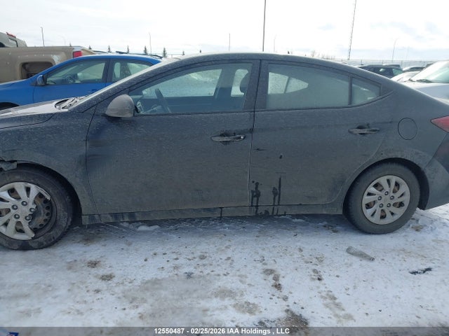 2017 Hyundai Elantra Se მანქანა იყიდება აუქციონზე, vin: 5NPD74LF7HH108599, აუქციონის ნომერი: 12550487