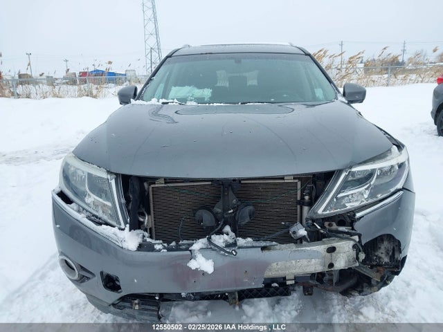 Продажа на аукционе авто 2015 Nissan Pathfinder, vin: 5N1AR2MM4FC623210, номер лота: 12550502