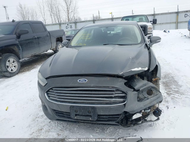 3FA6P0H91FR271060 Ford FUSION SE