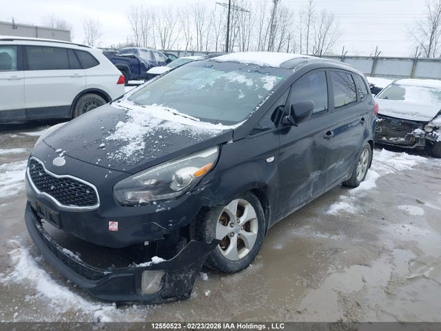 KNAHT8A3XE7015859 KIA Rondo Lx