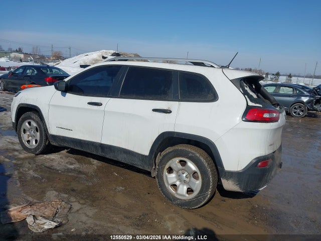 1C4PJMAS0HW649101 Jeep Cherokee Sport