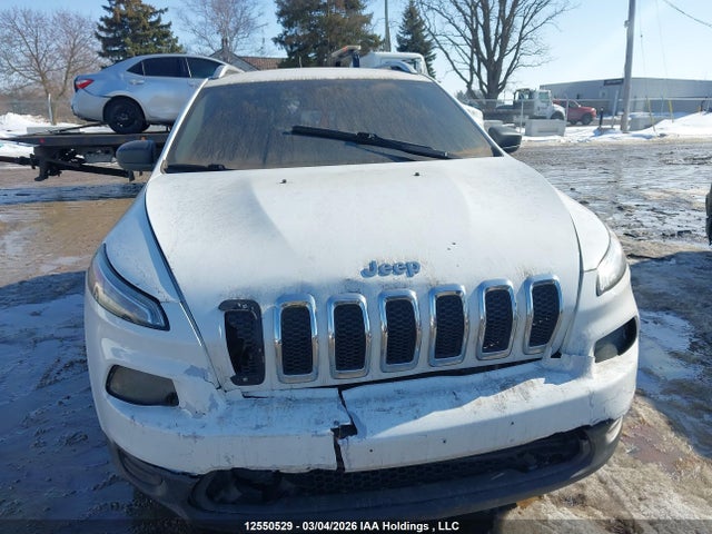 1C4PJMAS0HW649101 Jeep Cherokee Sport
