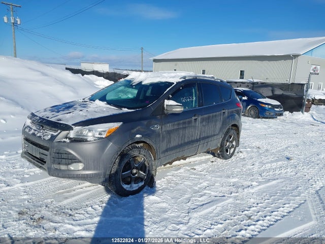 1FMCU9J9XEUA73021 Ford Escape Titanium