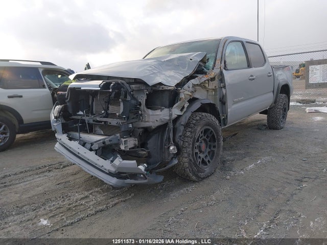 5TFCZ5AN4KX208435 Toyota Tacoma Trd Sport
