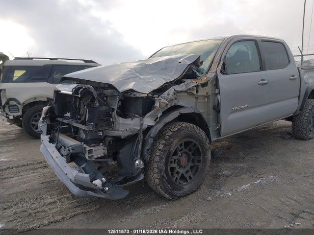 5TFCZ5AN4KX208435 Toyota Tacoma Trd Sport