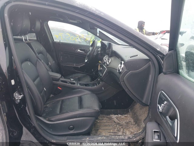 WDCTG4GB8JJ469088 Mercedes-Benz Gla 250 4matic