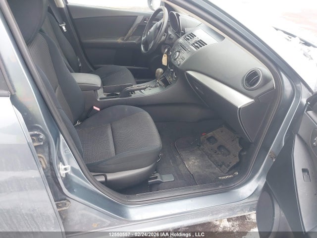2013 Mazda 3 I მანქანა იყიდება აუქციონზე, vin: JM1BL1UF4D1806525, აუქციონის ნომერი: 12550557