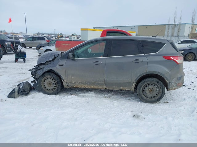 12550558 :رقم المزاد ، 1FMCU9GX1DUA27162 vin ، 2013 Ford Escape Se مزاد بيع