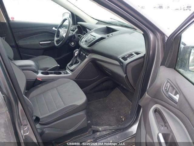 12550558 :رقم المزاد ، 1FMCU9GX1DUA27162 vin ، 2013 Ford Escape Se مزاد بيع