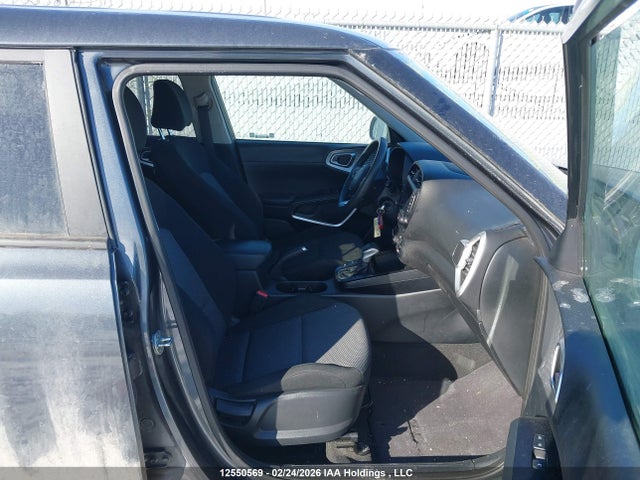 KNDJ23AU8N7829530 KIA Soul