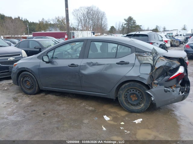 3N1CN8DV6ML831307 Nissan VERSA S