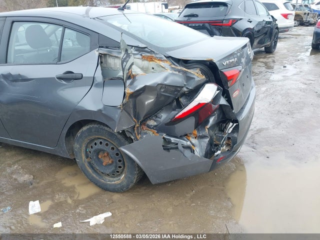 3N1CN8DV6ML831307 Nissan VERSA S