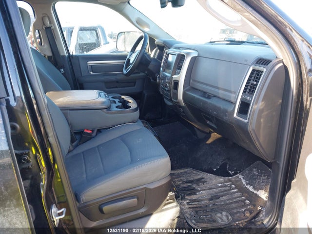 1C6RR7LG2HS591325 RAM 1500 Slt