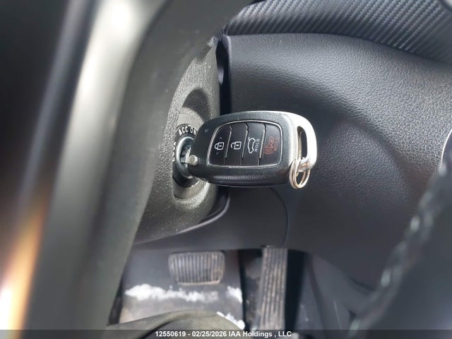 KM8J3CA44KU879301 Hyundai Tucson Preferred