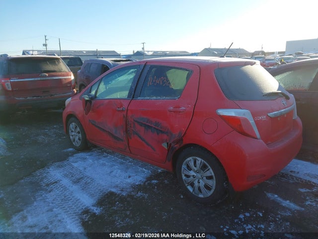 Toyota YARIS LE 2014 VNKKTUD37EA013395 Image 3