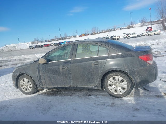 1G1PC5SB3E7423762 Chevrolet Cruze 1lt