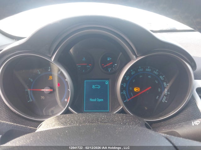 1G1PC5SB3E7423762 Chevrolet Cruze 1lt