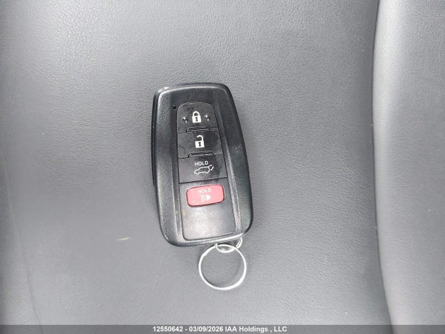 2T3R1RFV1MW239585 Toyota Rav4 Xle