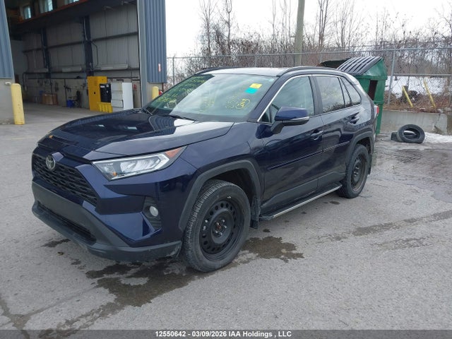 2T3R1RFV1MW239585 Toyota Rav4 Xle