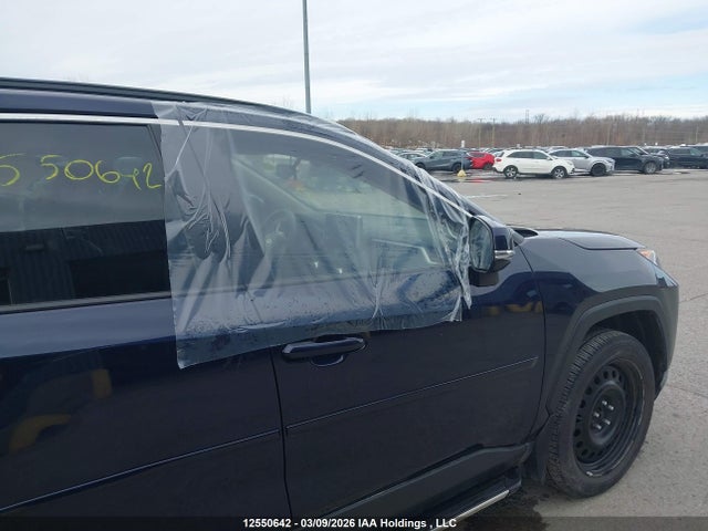 2T3R1RFV1MW239585 Toyota Rav4 Xle