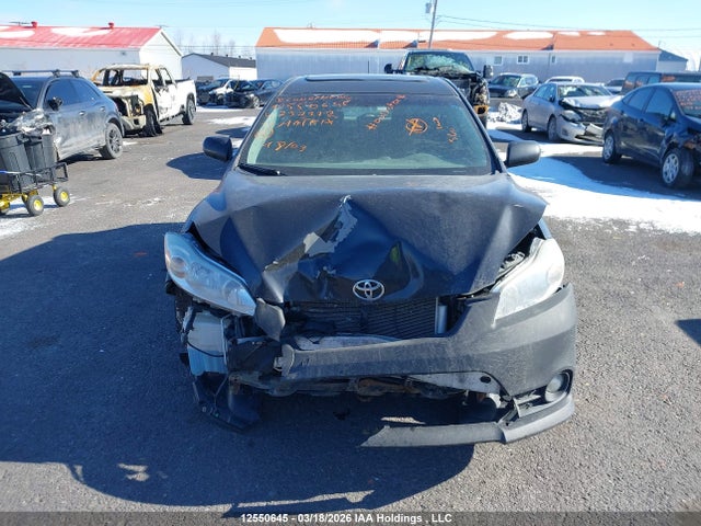2011 Toyota Matrix Wagon მანქანა იყიდება აუქციონზე, vin: 2T1KU4EEXBC732332, აუქციონის ნომერი: 12550645